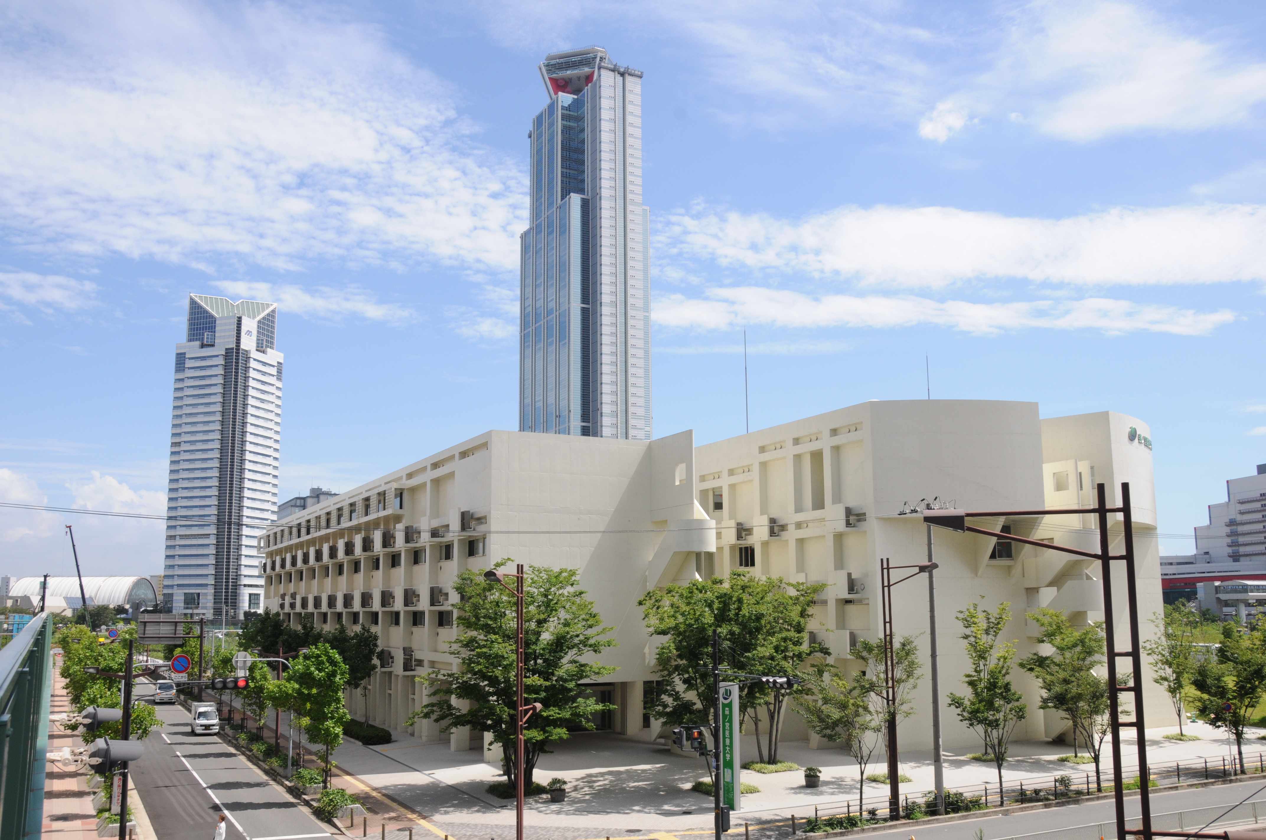 「キャンパス風景」 大阪地下鉄中央線コスモスクエア駅徒歩１分！