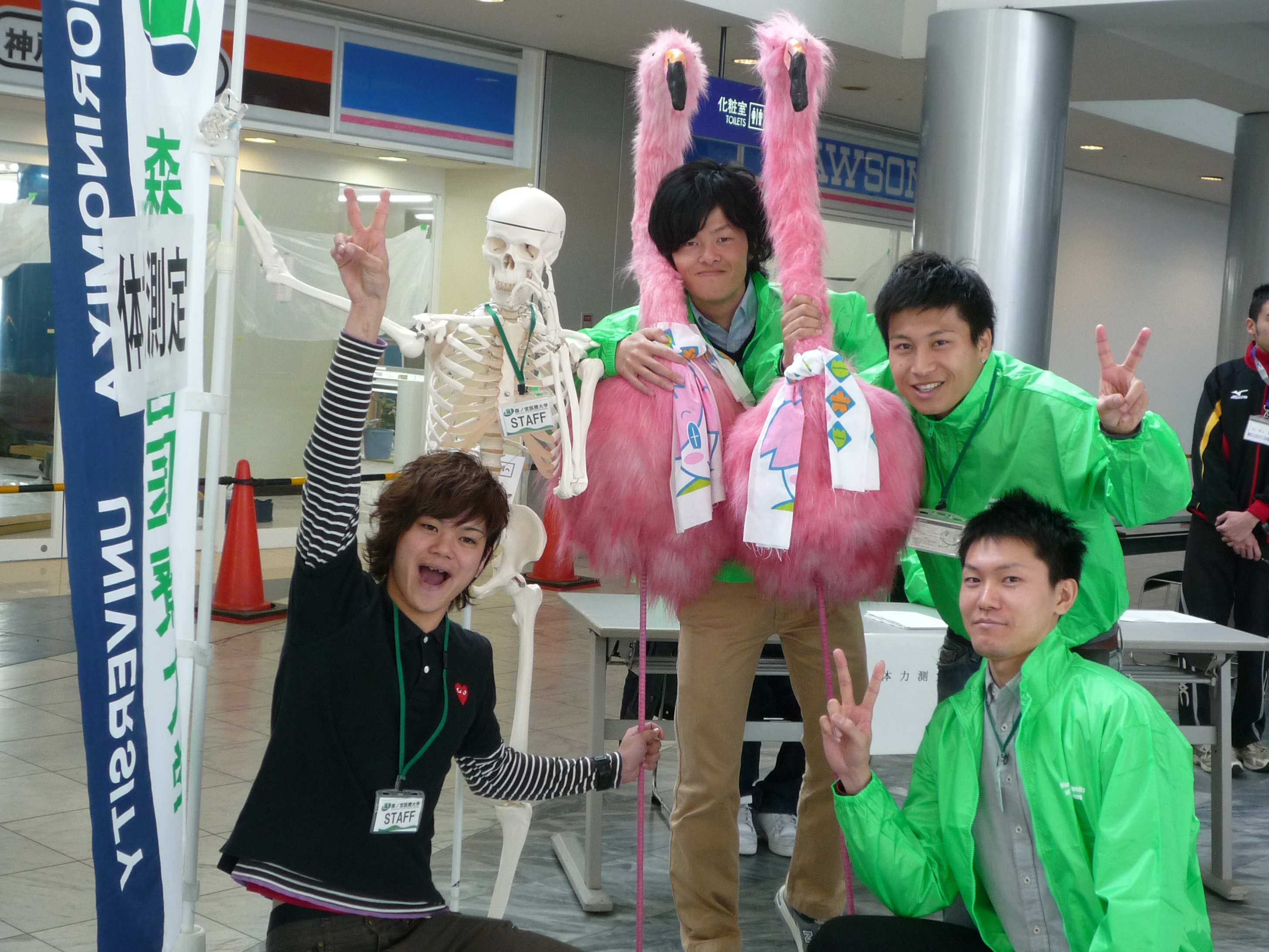 総勢１５名の学生スタッフ おつかれさまでした （画像一部）