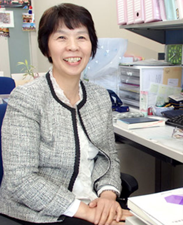 伊津美 孝子 教授