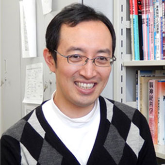 前田 薫 准教授